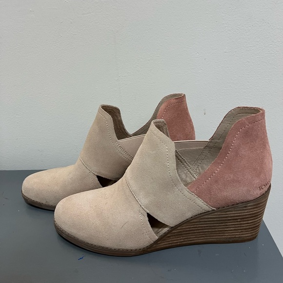 Toms Cream Wedges Stylish Comfort - Picture 2 of 7